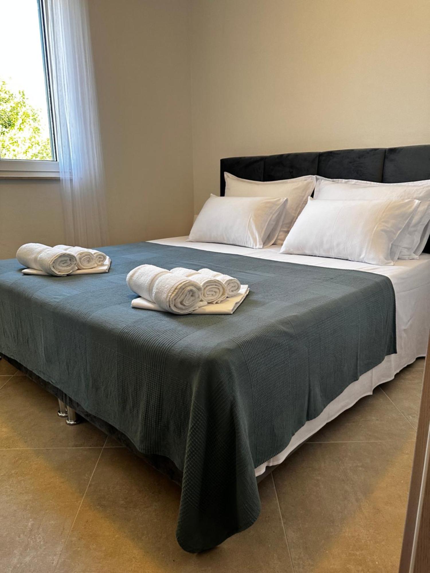 Divine Apartments Baska  Luaran gambar
