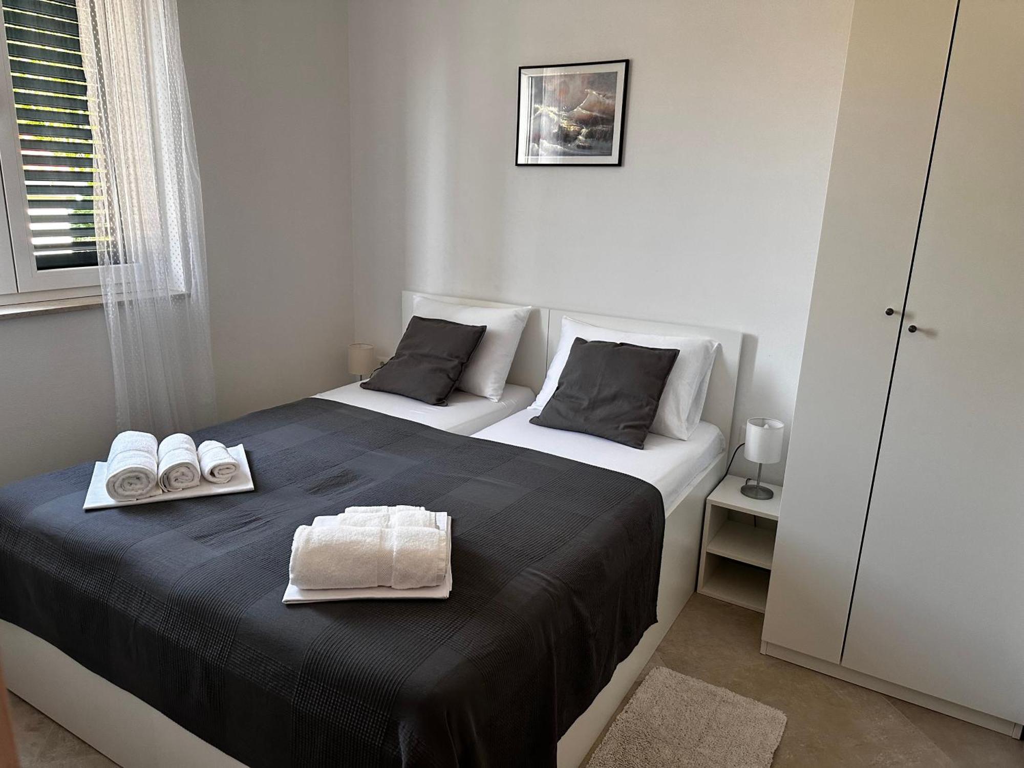 Divine Apartments Baska  Luaran gambar