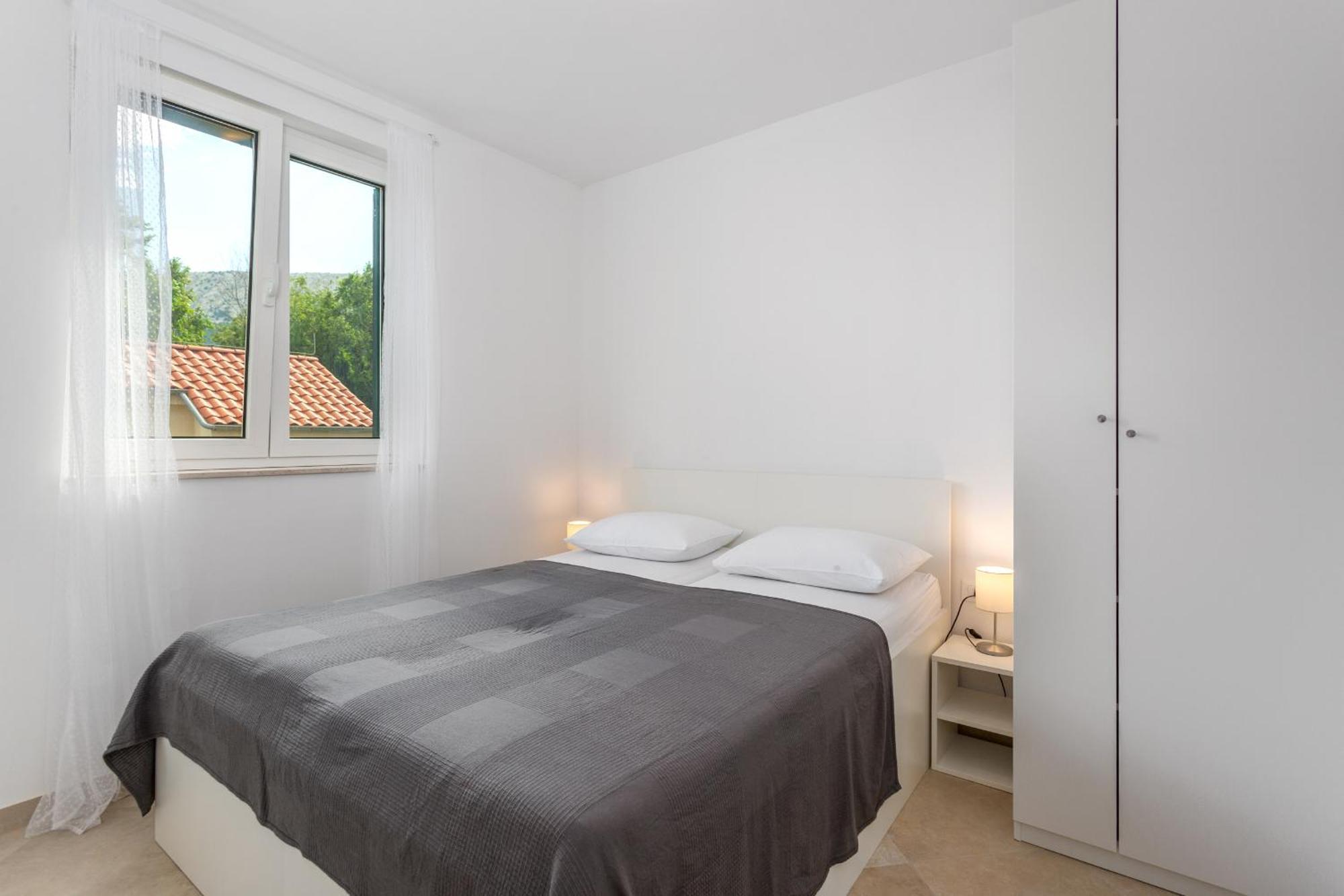 Divine Apartments Baska  Luaran gambar