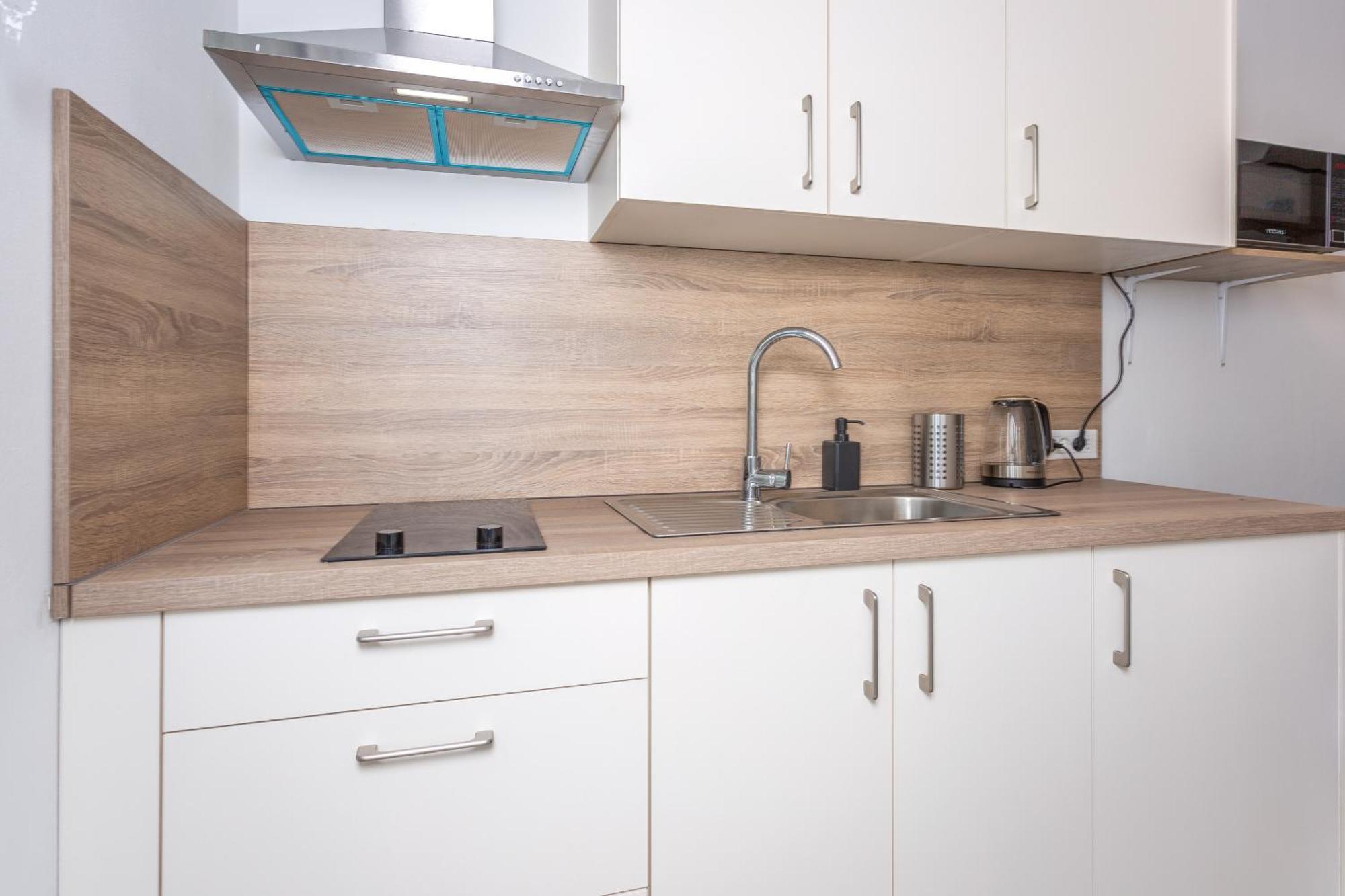 Divine Apartments Baska  Luaran gambar